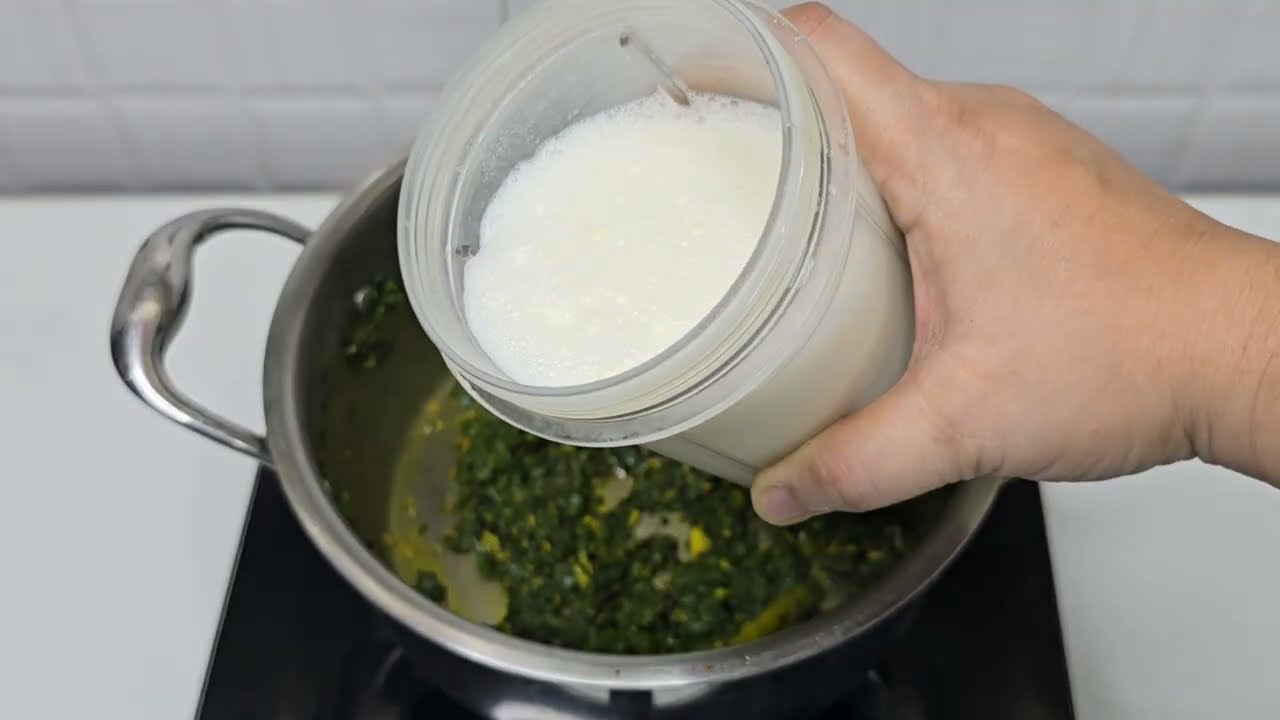 सगळ्यांना आवडेल असा झणझणीत आणि चमचमीत झटपट होणारा चविष्ट ताकातला पालक @palkarskitchen 