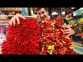 Budapest Street Food - HUNGARY'S BEST STREET FOOD GUIDE!! SPICY Hungarian Paprika Goulash!