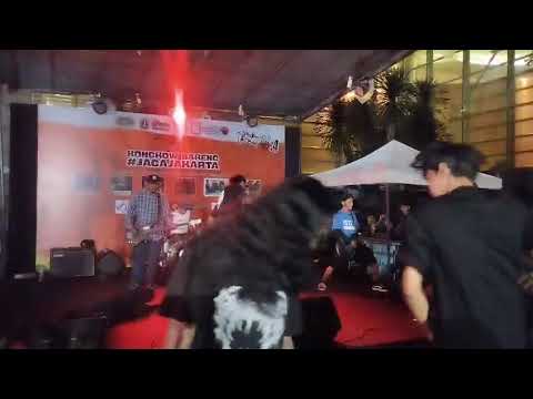 Fourteen Straight - We Are Fourteen Straight. Live in Kongkow Bareng #jagajakarta. Sabtu 22 Nov 2025