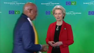 A new Sofagate? Ursula von der Leyen again snubbed by a Ugandan Minister in front of Michel