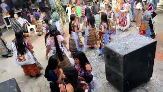una fiesta nurio Michoacán con el grupo ilusión purépecha
