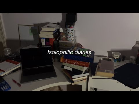 Isolophilic diaries // ep 1 book haul, hw, journaling