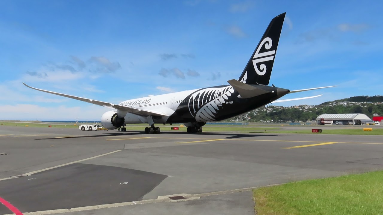 [4K] Wellington Airport - Air New Zealand Boeing 787-9 ZK-NZF Simultaneous Dual Engine Start