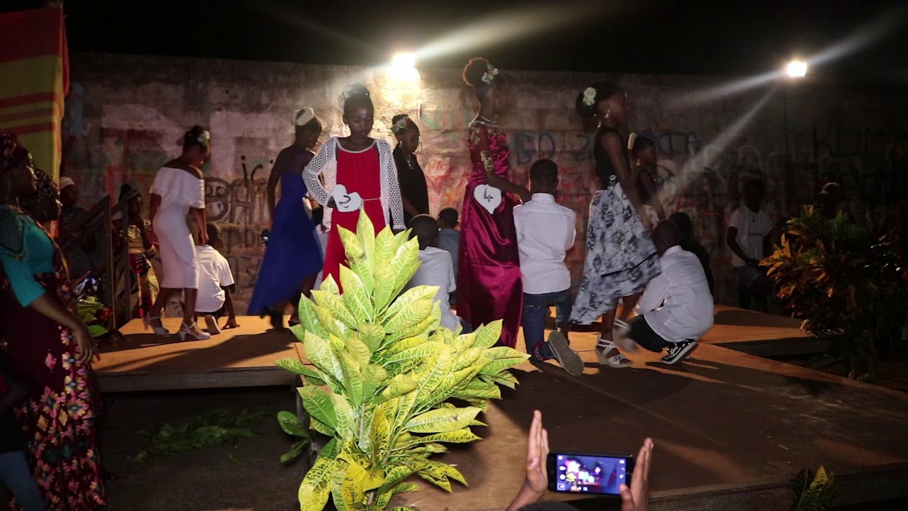 WAPARAWO LA SOIRÉE MINI MISS  DÉFILE 2