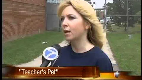 Troubled teens train dogs through Macomb program -...