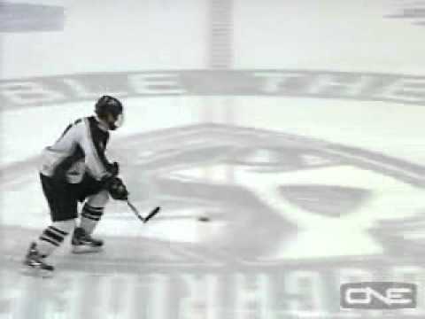 USHL highlight - Travis Walsh shootout goal