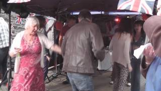 East Looe Diamond Jubilee Street Party 2012.wmv