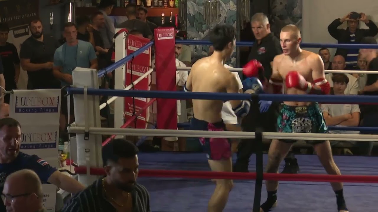 Matt Clementine vs Simon Lam