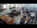 لقطات السطو المسلح على البنك الاهلي في عدن لقطات السطو المسلح على البنك الاهلي في عدن