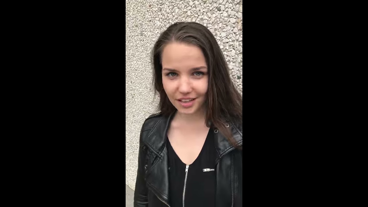Taylor Alesia Youtuber