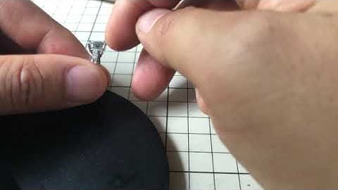 set gemstones on semi mount ring settings