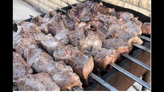 Шашлык из куриных сердечек, шашлык из говядины, рецепт от Рината Шашлык из куриных сердечек, шашлык из говядины, рецепт от Рината