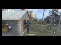 Jogando free fire antigo