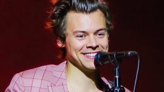 Harry Styles Live On Tour - FUNNY MOMENTS!!!