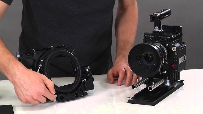 NAB 2015: Wooden Camera UMB-1 Universal Mattebox & D-Box 