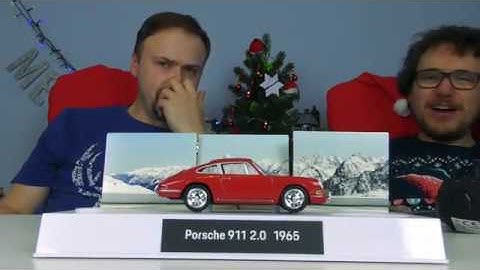 Advent Calendars 2018 Day 24 | Ashens & Nerdcubed