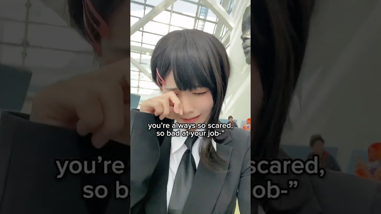 is Kobeni good at her job? 😢 [Chainsaw Man Cosplay] #chainsawman #cosplay #hamucotton