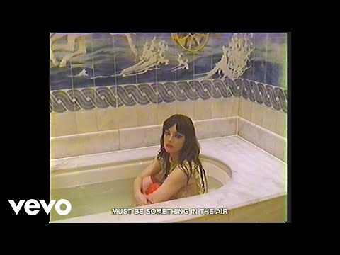 Lauren Mayberry - Something In The Air
