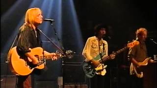 Tom Petty & The HeartBreakers - Walls chords