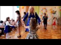 Танец девочек с мамами. ДОУ №8 "Малыш", г.Шахтёрск