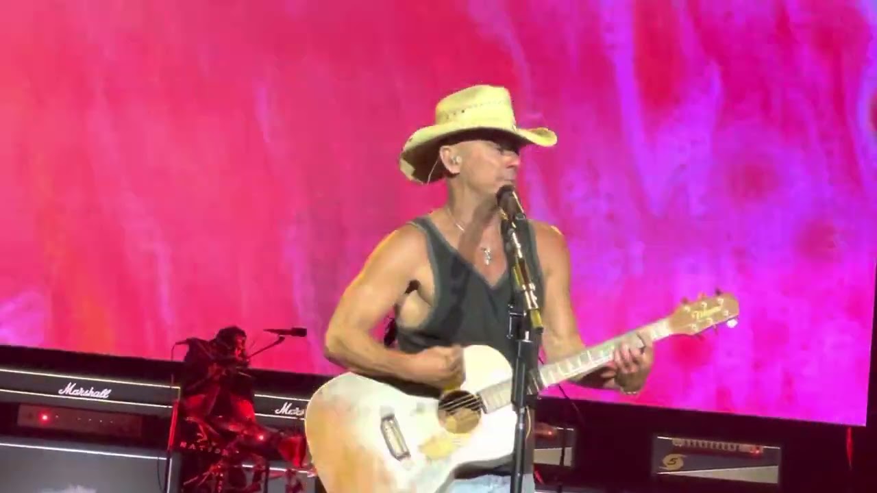 Kenny Chesney American Kids in Ft. Wayne Indiana May 18, 2023