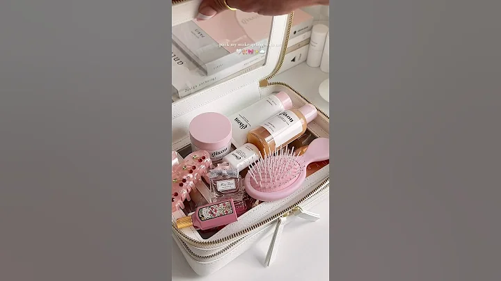 pack with me for a trip 🎀✨🤍 #makeup #asmrmakeup #asmrskincare #makeupbag #aesthetic #girlythings
