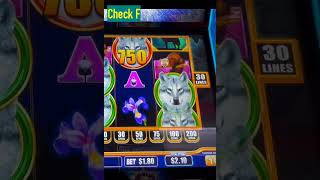 Unicow Appeared Wolf Eyes Slot - Casino Slots - New Slots 