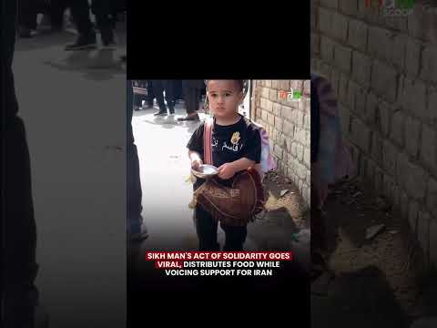 Sikh Man Distributes Food Amid Iran Support Message 😭 | India Scoop
