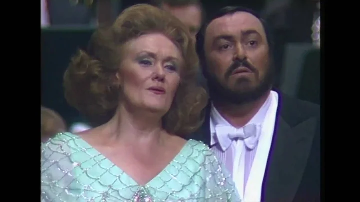 Dame Joan Sutherland and Luciano Pavarotti - 'Pari...