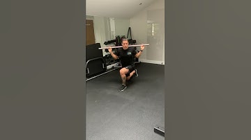 Lunge with rotation over the front leg- normal stance