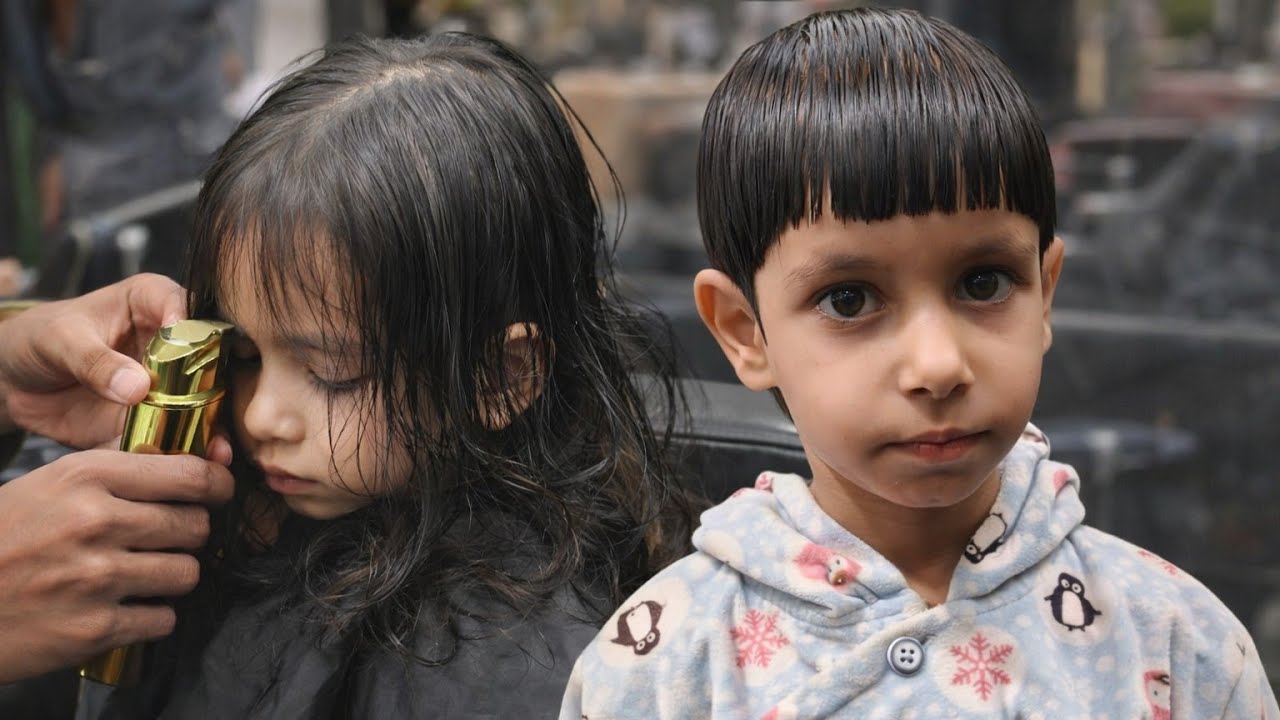 How Tow Haircut baby cut Hairstyle Cutting baby viral video girl cut chopper cutting ms waris salon 