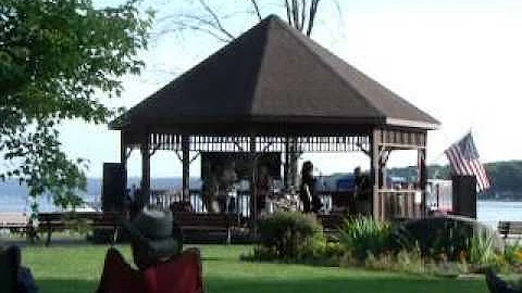Julie Dunlap & High Maintenance at Vitale Park 2014