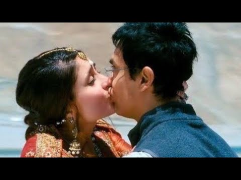 3 idiots kissing scene in beach || ❤️❤️||