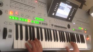 Video thumbnail of "Bahamas - Karolina z moich snów * Yamaha TYROS 3 *"