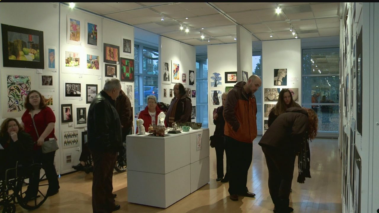 Local students showcase artwork at YSU
