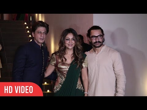 Shahrukh Khan With Wife Gauri Khan At Aamir Khan's Diwali Party 2017 | VIralbollywood
