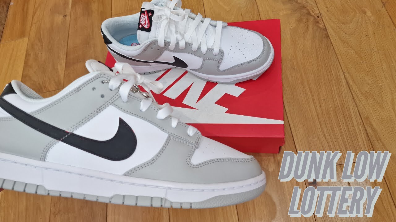 Lottery Dunks On Feet