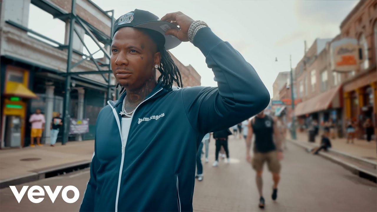 Moneybagg Yo ft. Glorilla & BIG30 –Tweakin (Music Video)