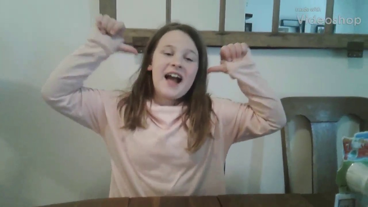 One year youtubeversary/ play unscramble with our favorite youtube channel/ open a lol confetti