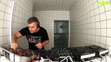 Florian Meindl (Hybrid-Set) / June 18 / 4pm-5pm