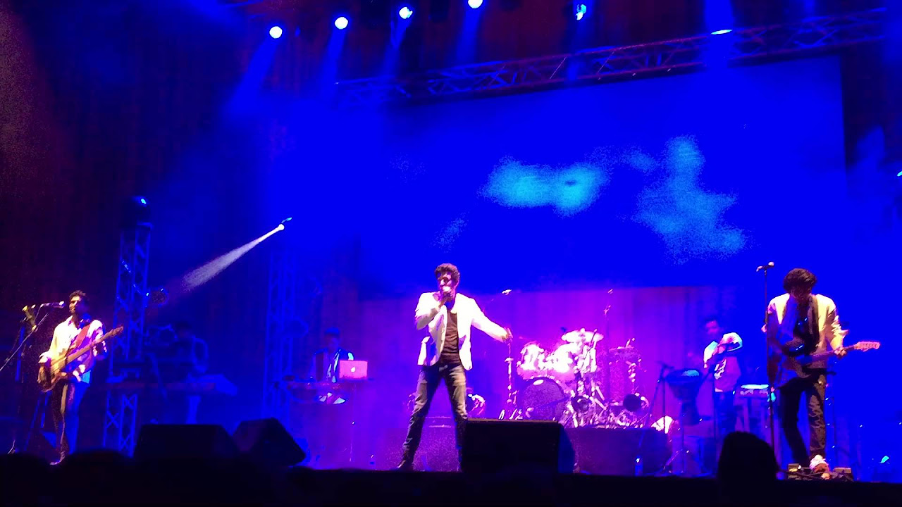 SANAM live in Mauritius  Gulabi Aankhen