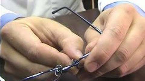 How to Adjust Eye Glasses : How to Adjust Full Metal Frame Nose Pads