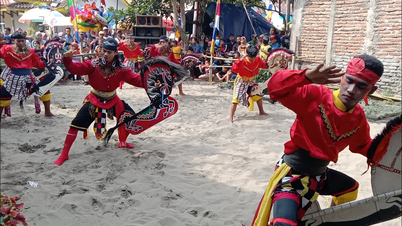ebeg Turonggo joyo lestari - ebeg harjodowo