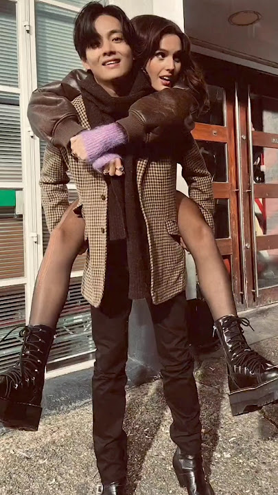 OMG?? 😭 #bts #taehyung #friends