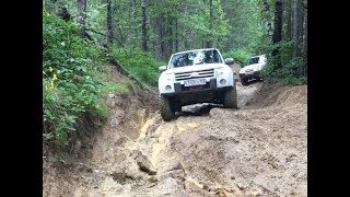 Pajero или Шевроле Нива. Подъём к озеру Хурлакель