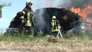 VIDEO: Aanhanger met hooi in brand (11-juli-2015)