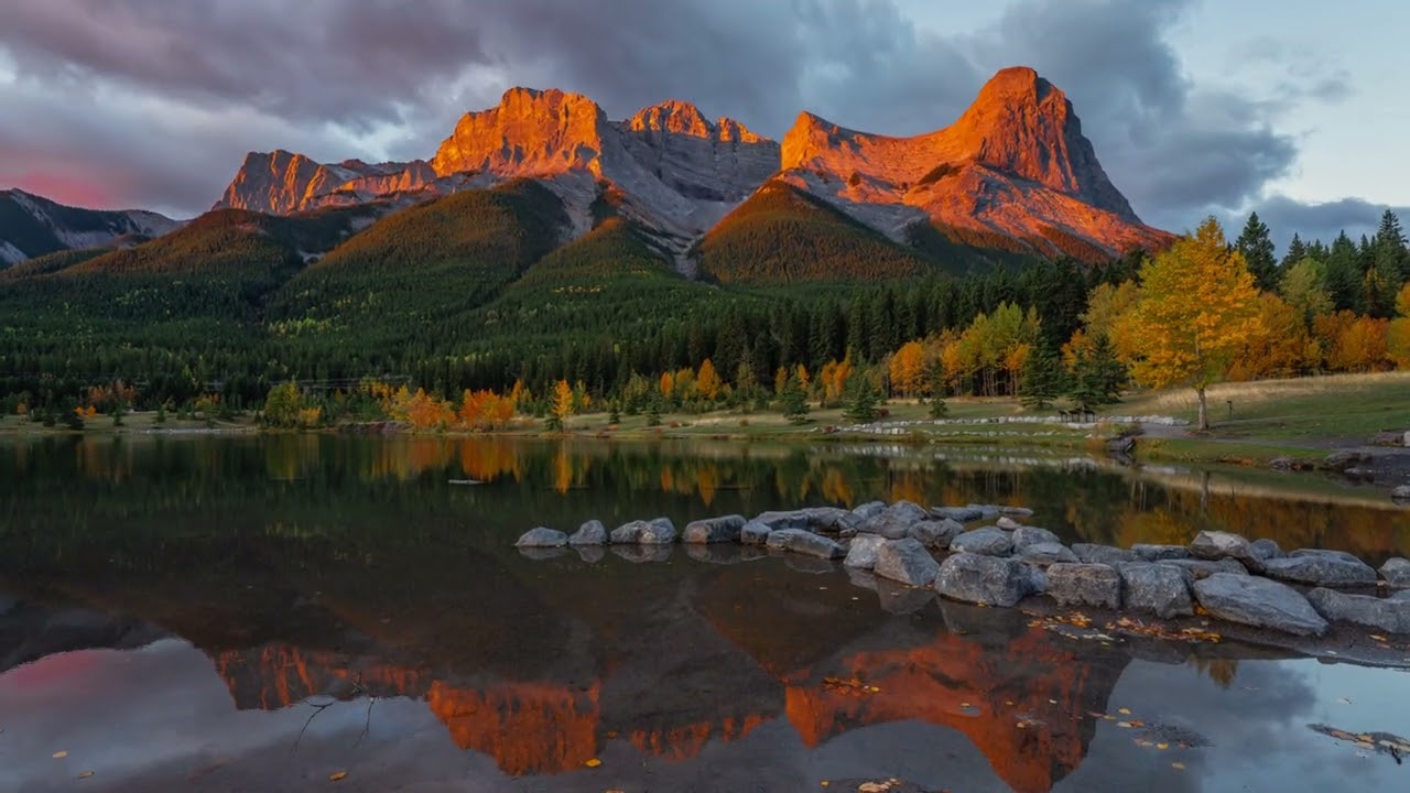 Beautiful Fall Colors at Banff National Park