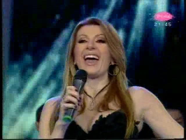 Viki Miljkovic - Idu mi idu - Grand Show - (TV Pink 2010)