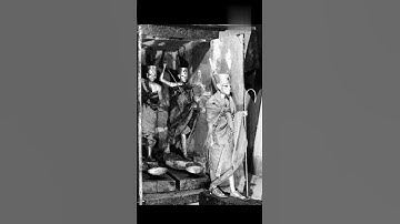 Original photo of the discovery of the tomb of Tutankhamun, 1922.