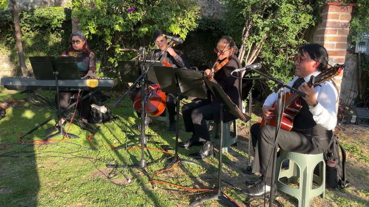 Somebody to Love instrumental 